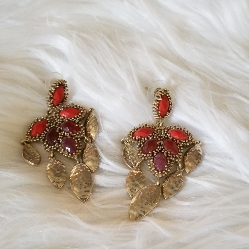 Kendra Scott earrings